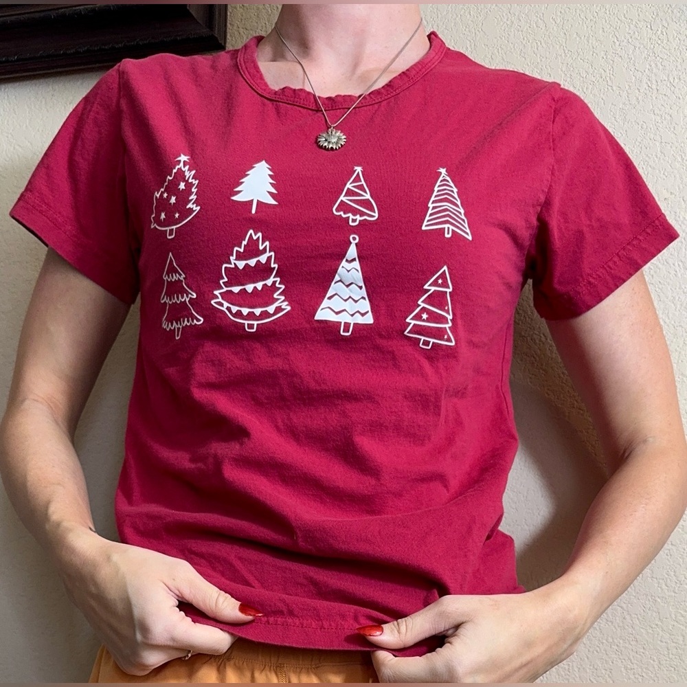 Red Christmas Tree White Graphic Crew Neck Short Sleeve TShirt Tee S Romwe